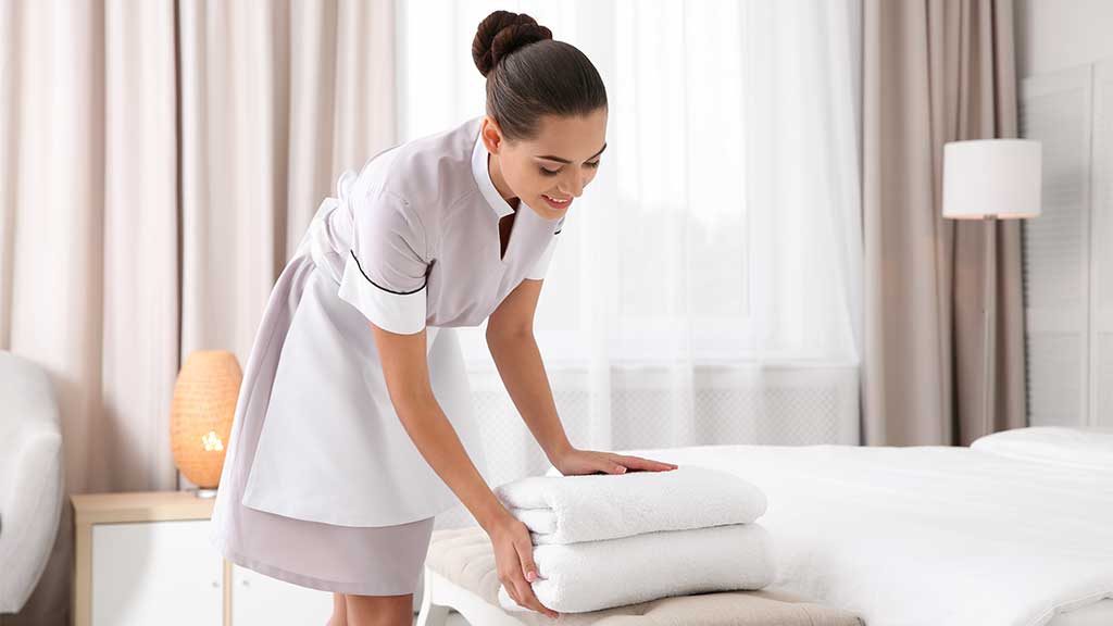 UC1-Provide housekeeping services to guests